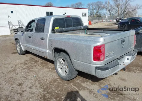 2007 Dodge Dakota Laramie z USA, uszkodzony, nr VIN 1D7HW58P87S184785